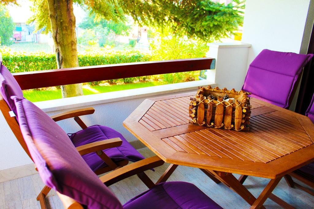 Apartment Pinia Poreč Eksteriør billede